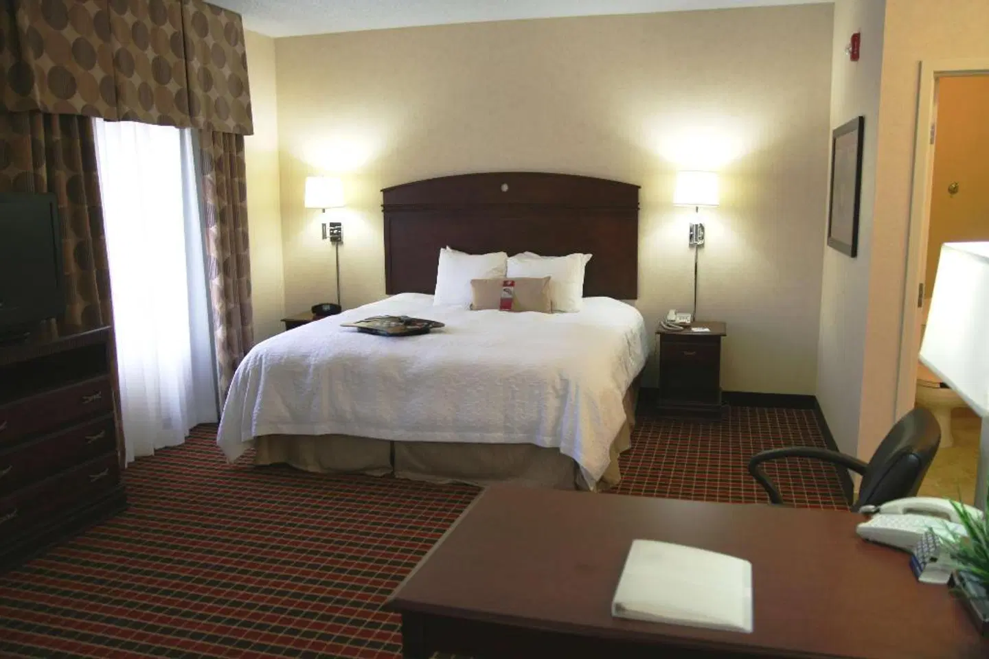Hampton Inn & Suites Dayton-Airport ROOM_EXAMPLE