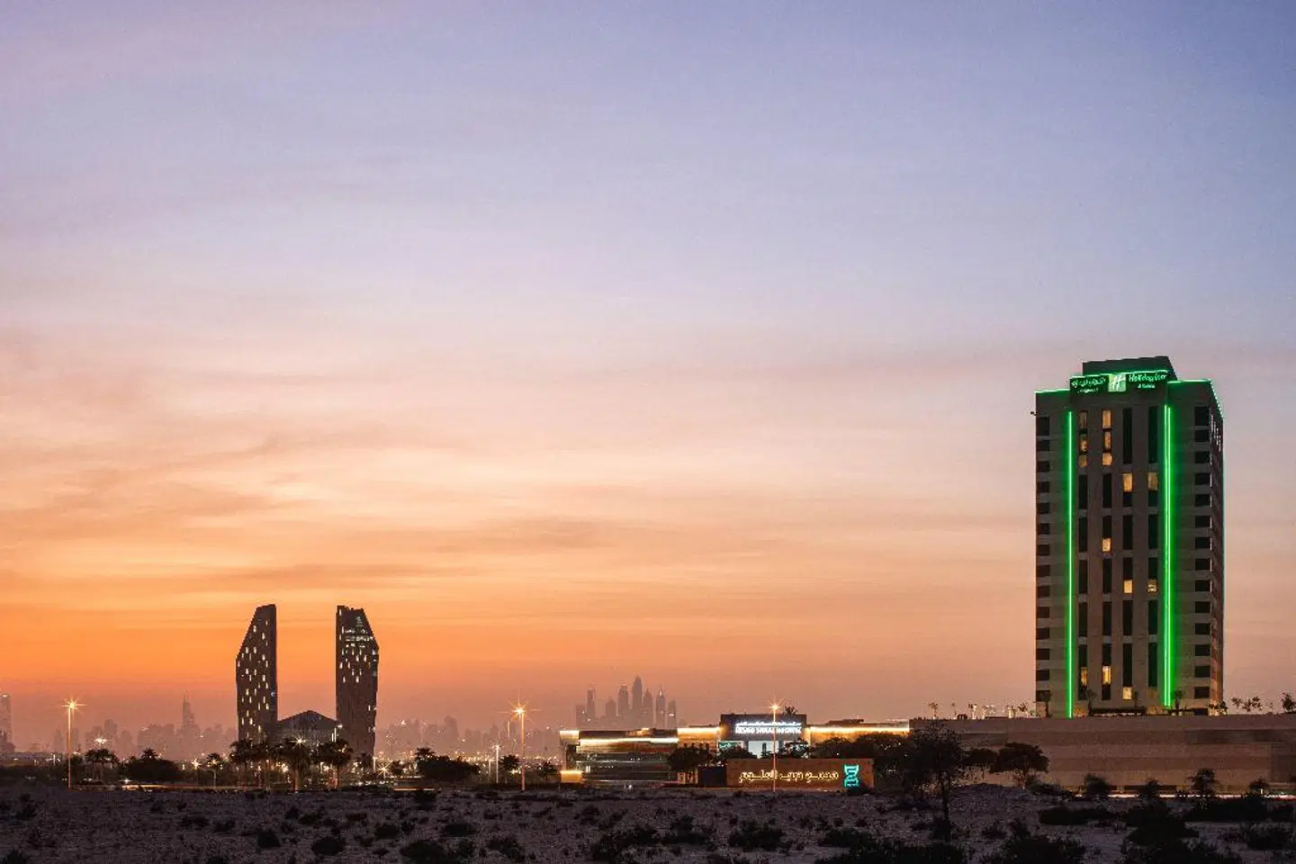 Holiday Inn Hotel & Suites Dubai Science Park, an IHG Hotel LANDSCAPE
