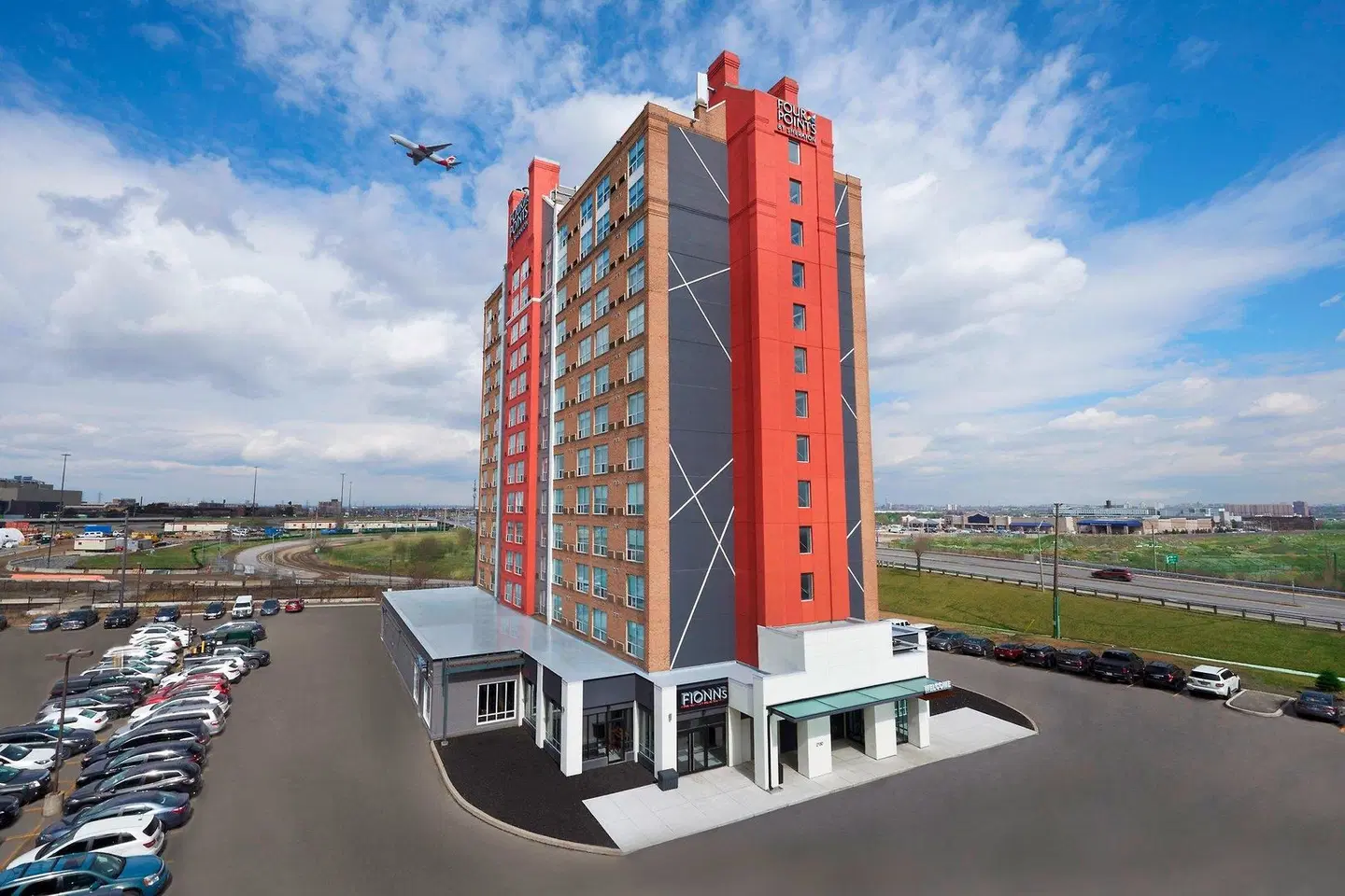 Four Points by Sheraton Toronto Airport East EXTERIOR