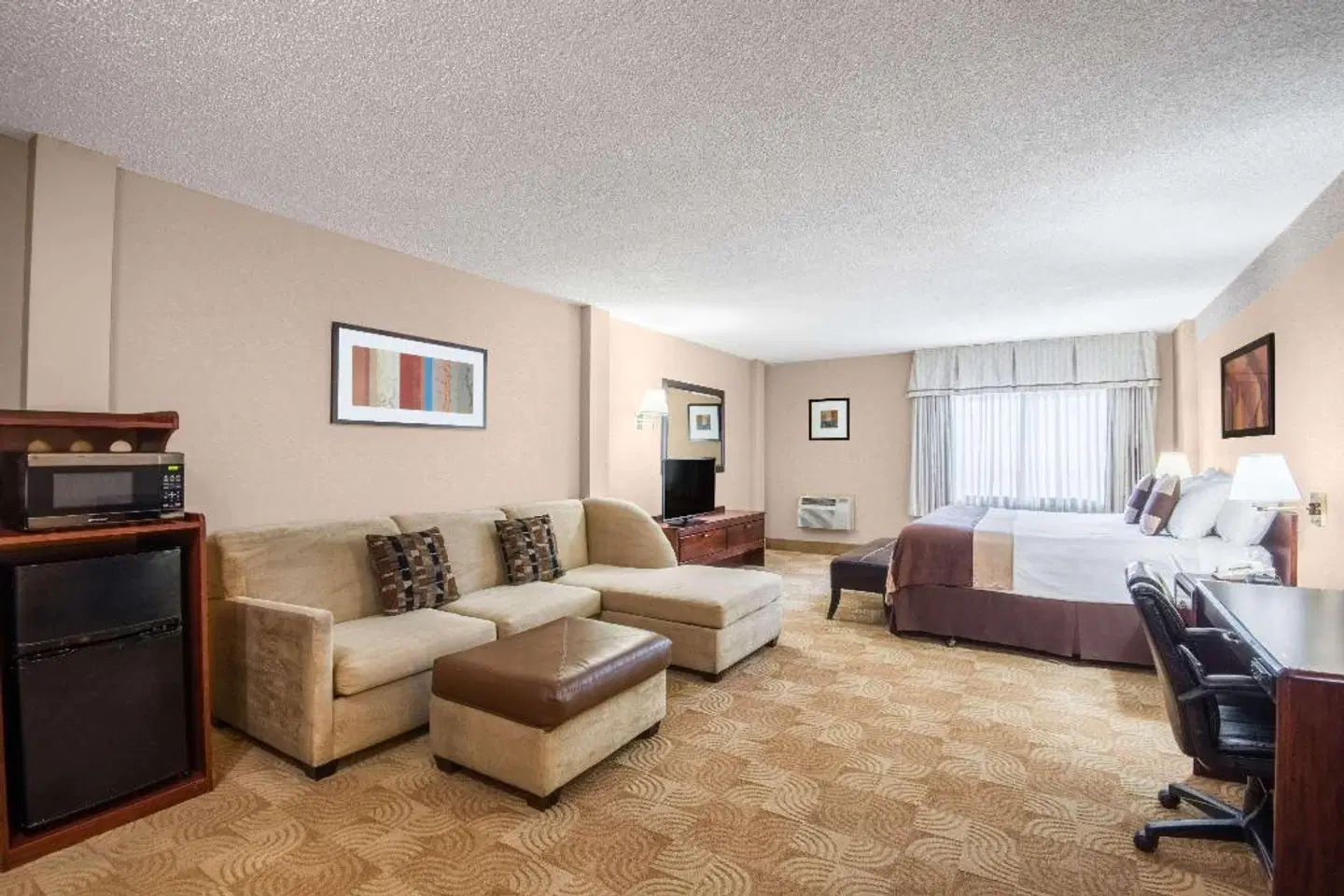 Ramada by Wyndham Denver Downtown ROOM_EXAMPLE