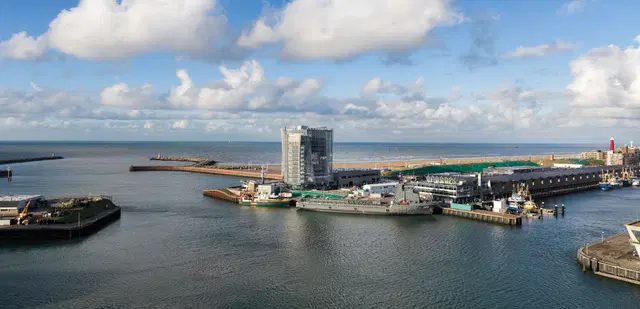 Inntel Hotels Den Haag Marina Beach EXTERIOR