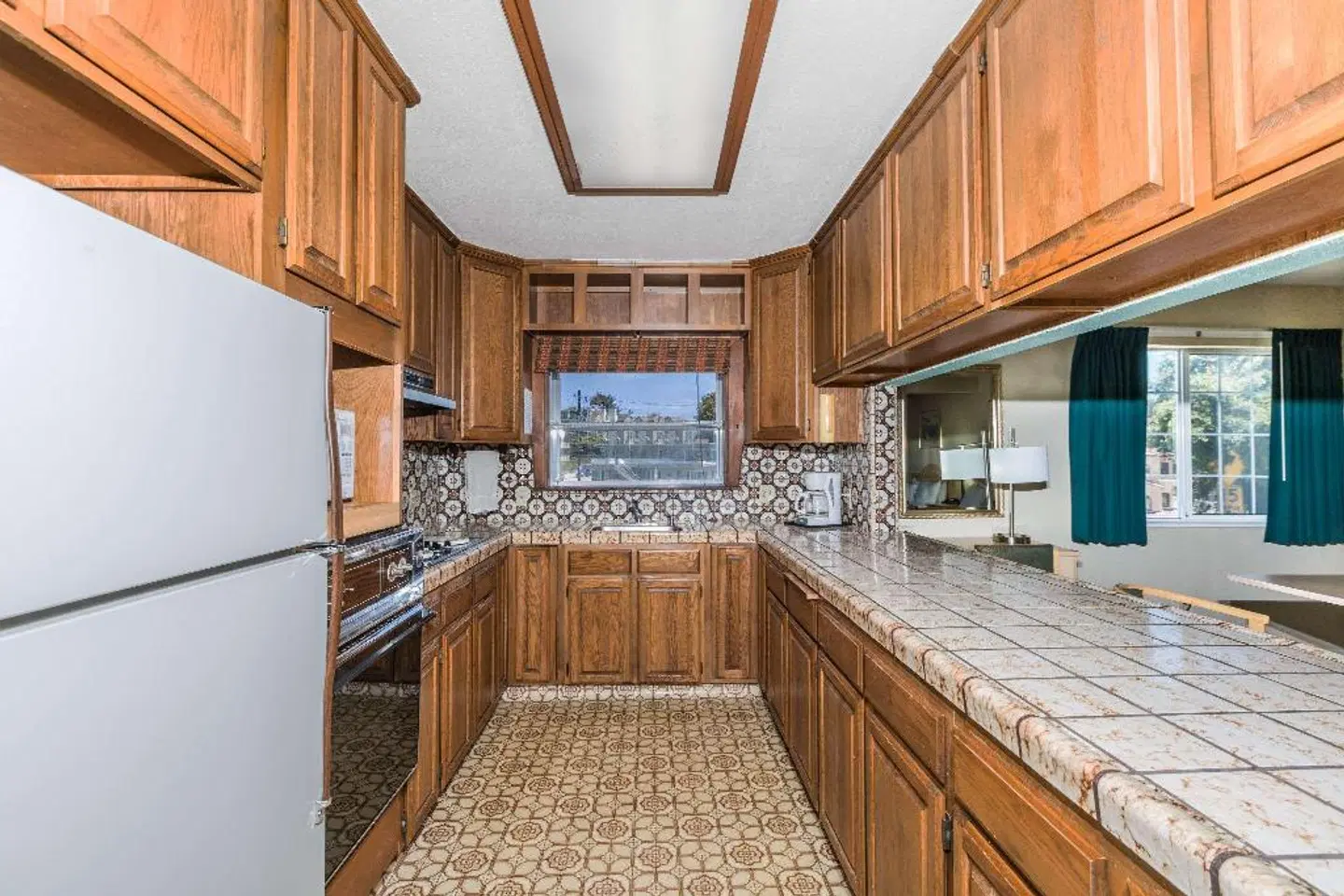 Howard Johnson Inn - Fisherman's Wharf-Santa Cruz LOUNGE_LOBBY