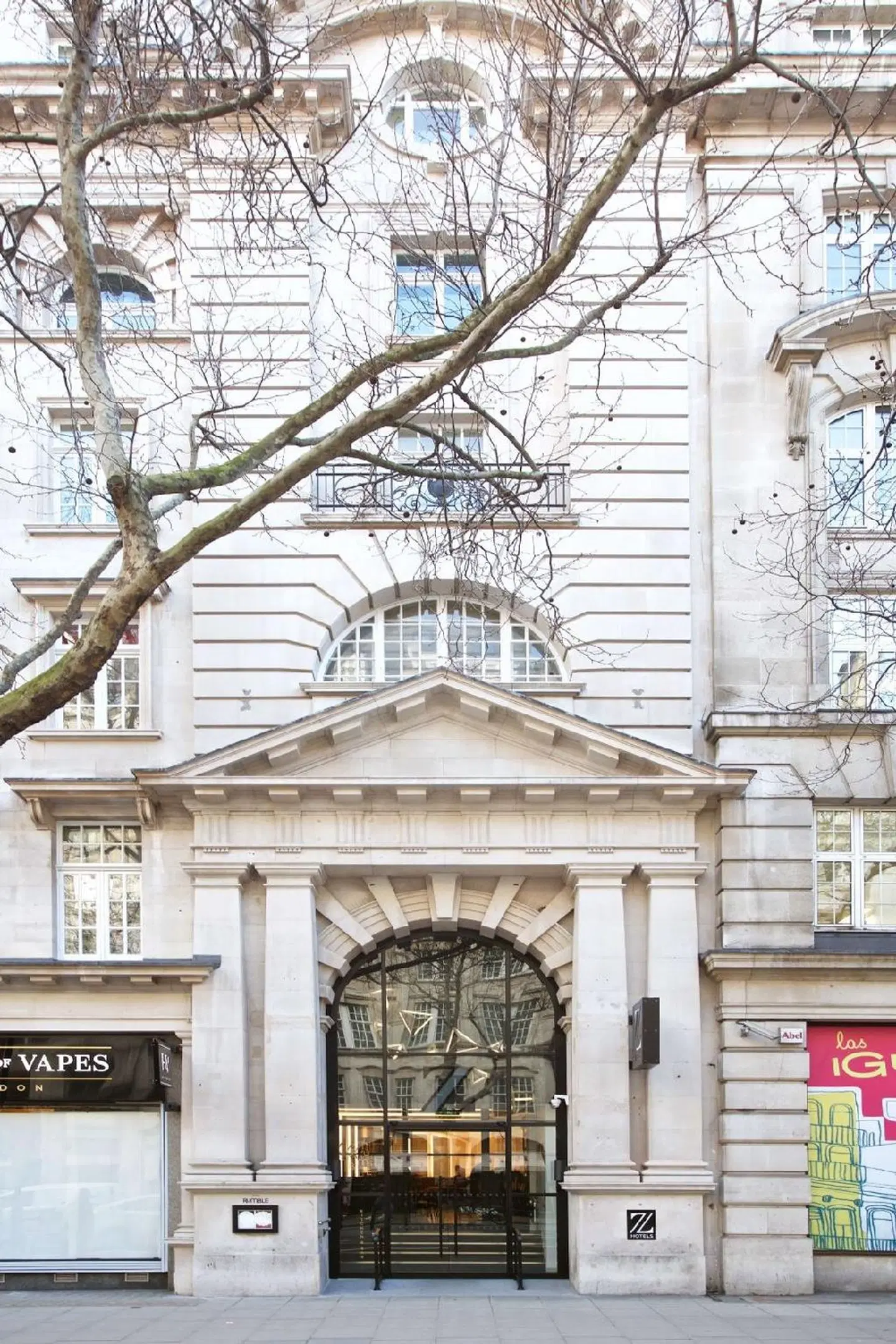 The Z Hotel Holborn EXTERIOR