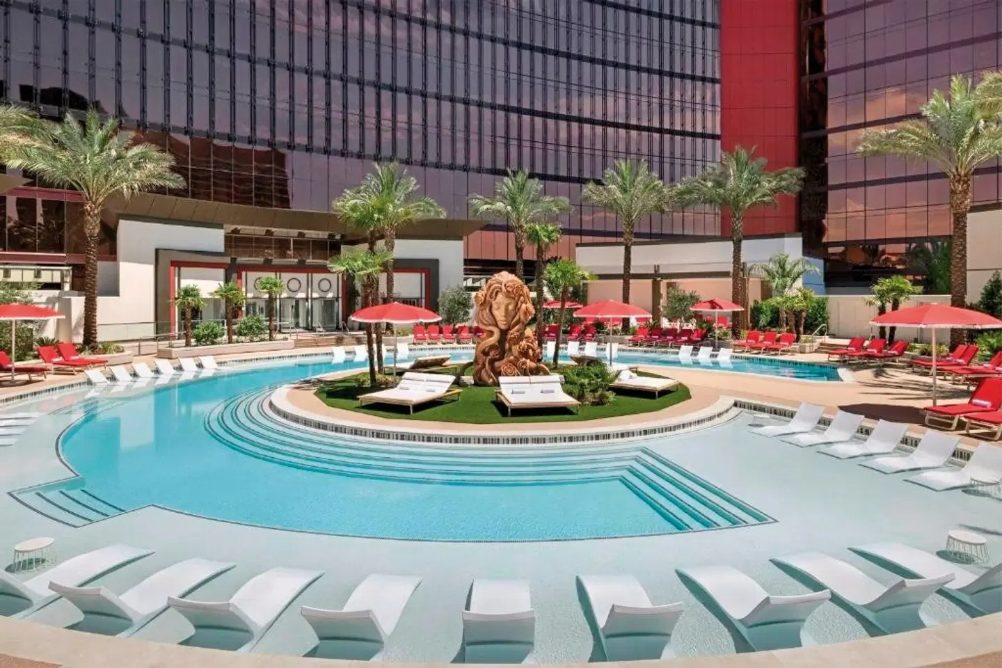 Las Vegas Hilton at Resorts World OUTDOOR_POOL