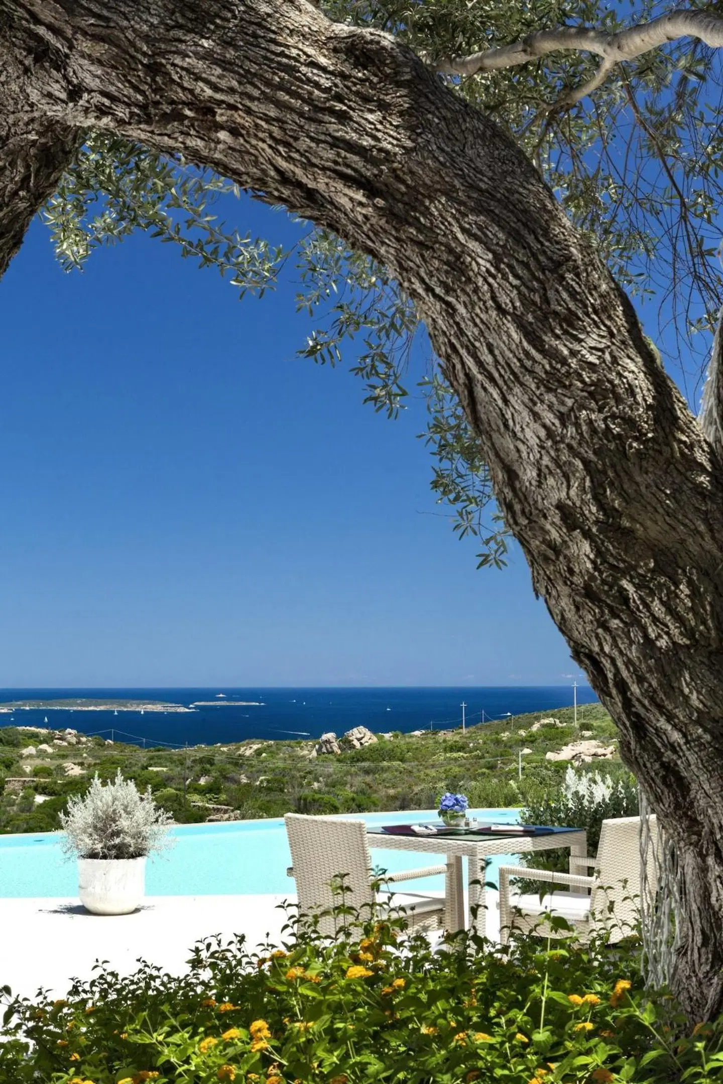 Li Finistreddi Exclusive Country Retreat OUTDOOR_POOL