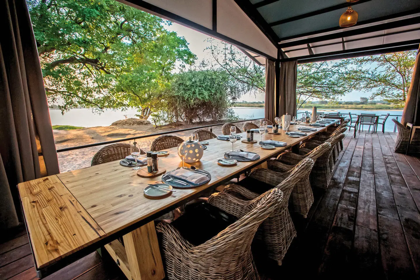 Zambezi Mubala Lodge Restaurant