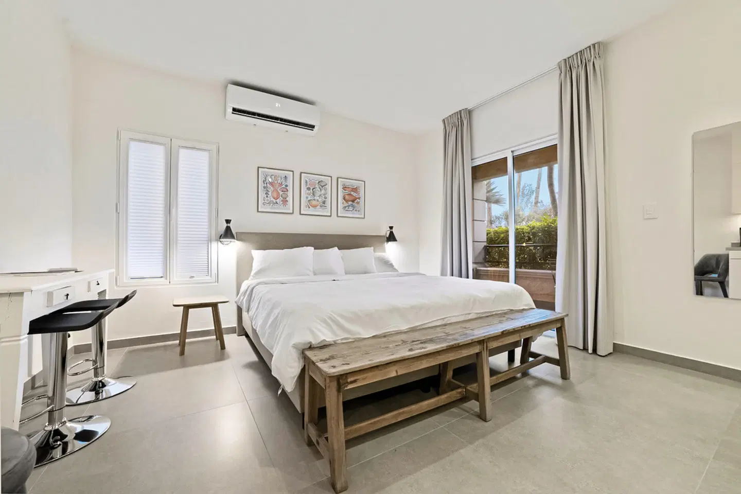 The Bellafonte Luxury Oceanfront Hotel ROOM_EXAMPLE