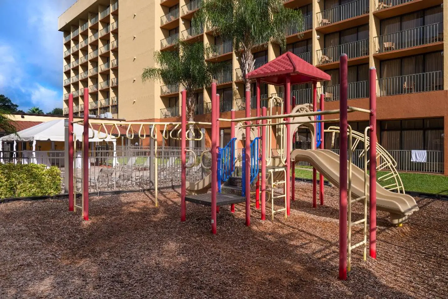 Holiday Inn & Suites Orlando SW - Celebration Area EXTERIOR