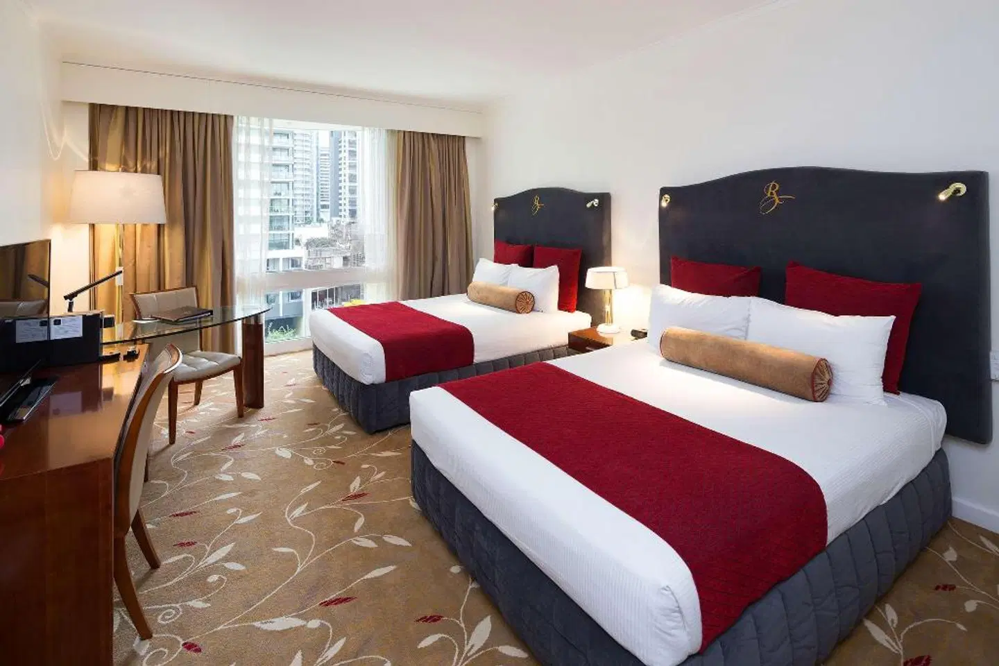 Royal On The Park ROOM_EXAMPLE