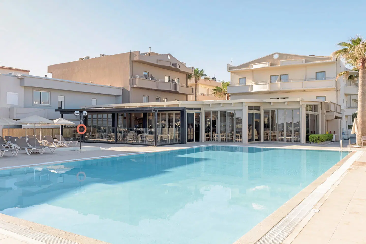 Zeus Hotels Neptuno Beach OUTDOOR_POOL