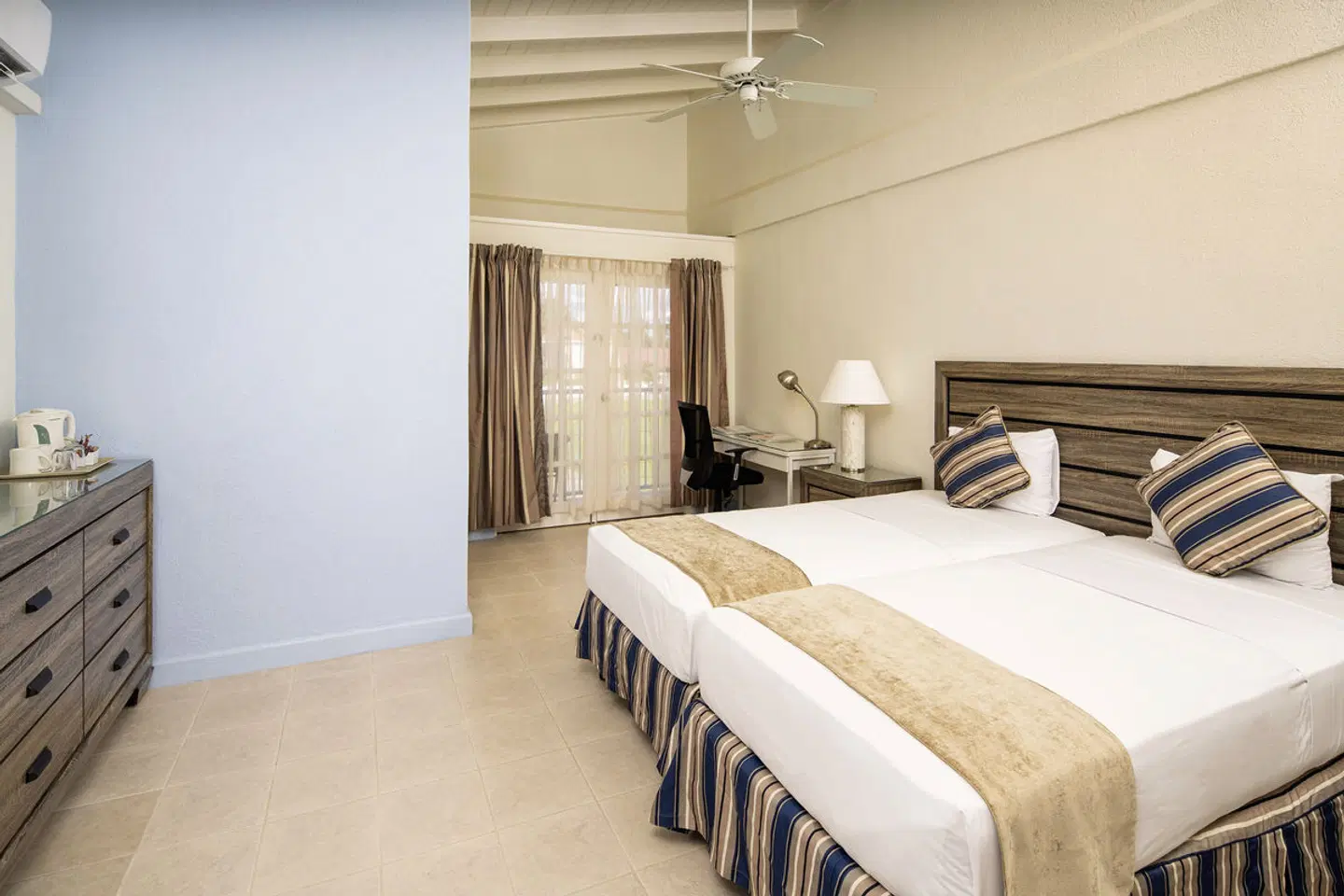 Time Out Hotel ROOM_EXAMPLE