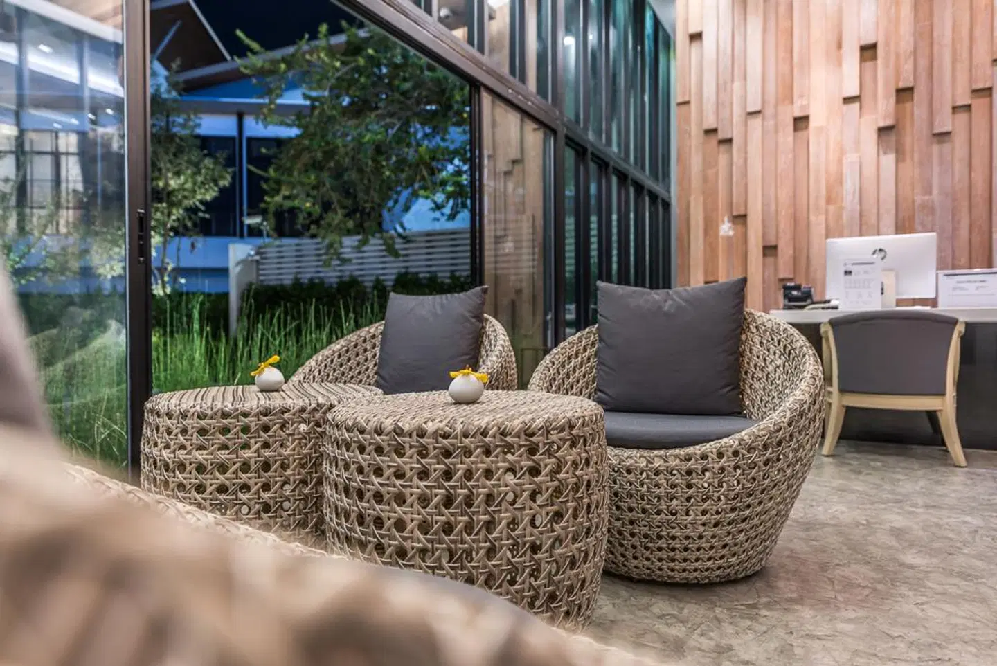 Deevana Krabi Resort Terrasse