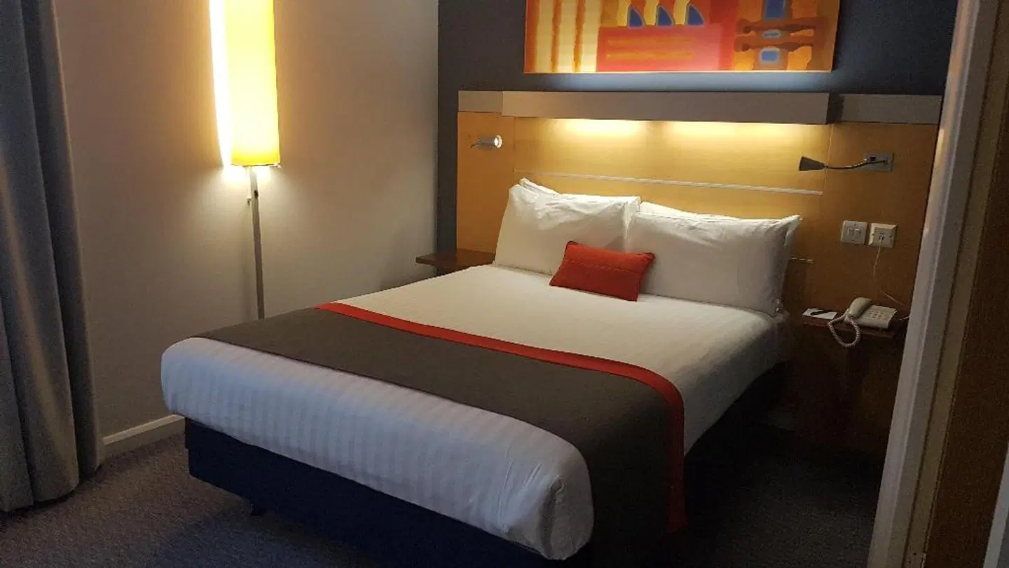 Holiday Inn Express London - Croydon ROOM_EXAMPLE