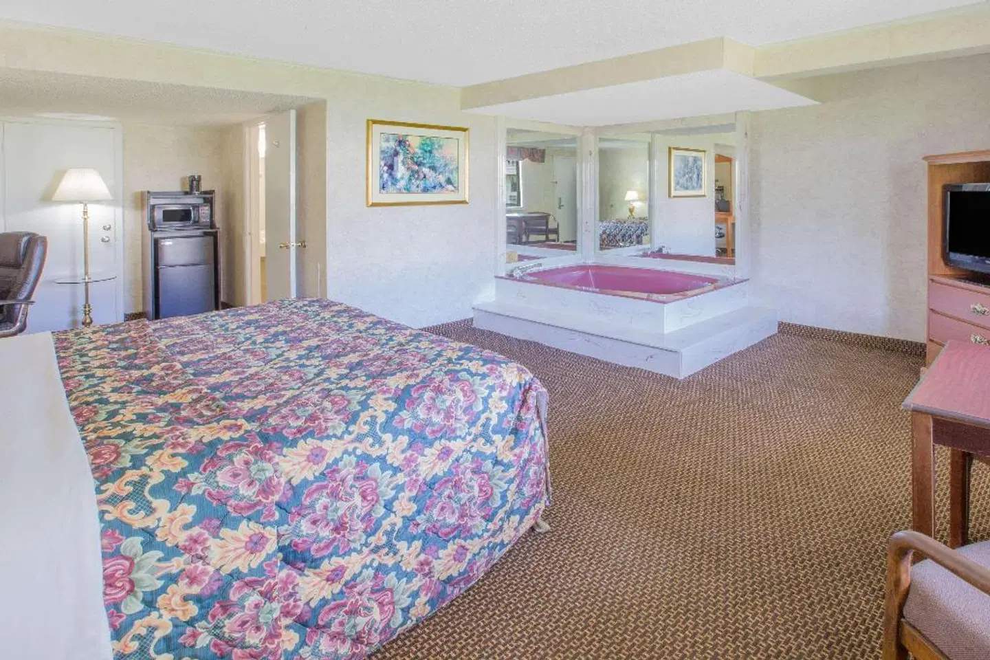 Days Inn by Wyndham Port Huron ROOM_EXAMPLE