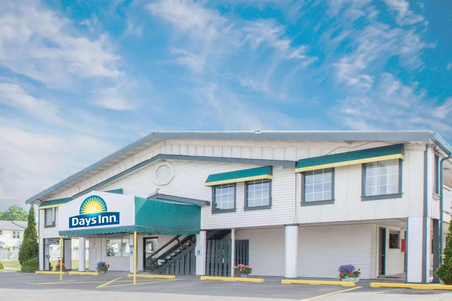 Days Inn by Wyndham Port Huron EXTERIOR