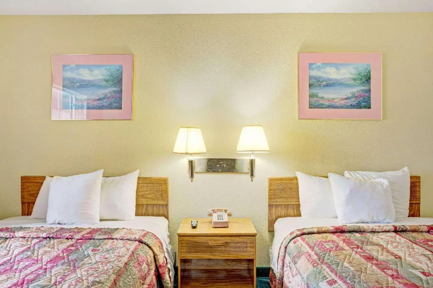 Days Inn by Wyndham South Lake Tahoe ROOM_EXAMPLE