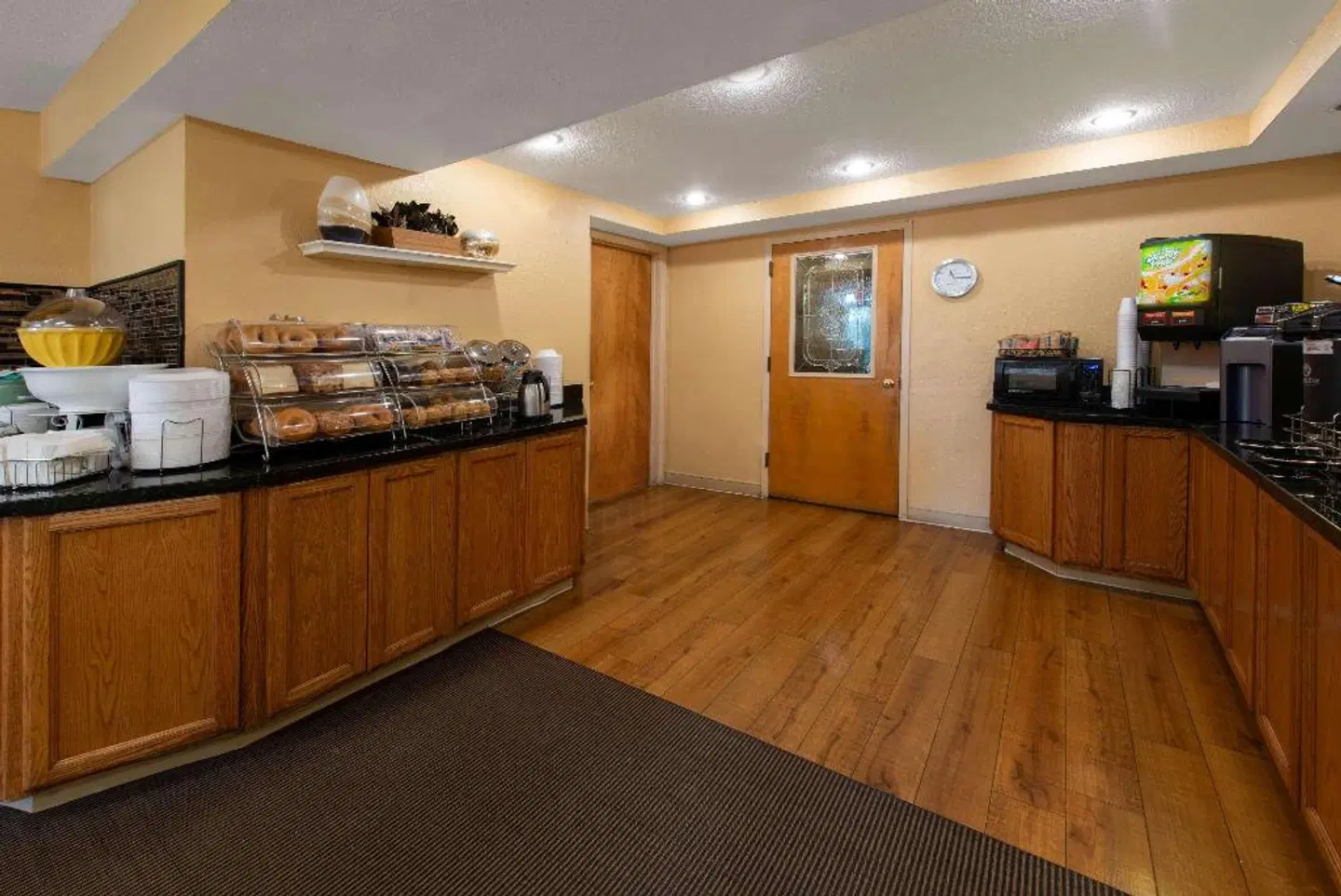 La Quinta Inn & Suites Deerfield Beach I-95 ROOM_EXAMPLE