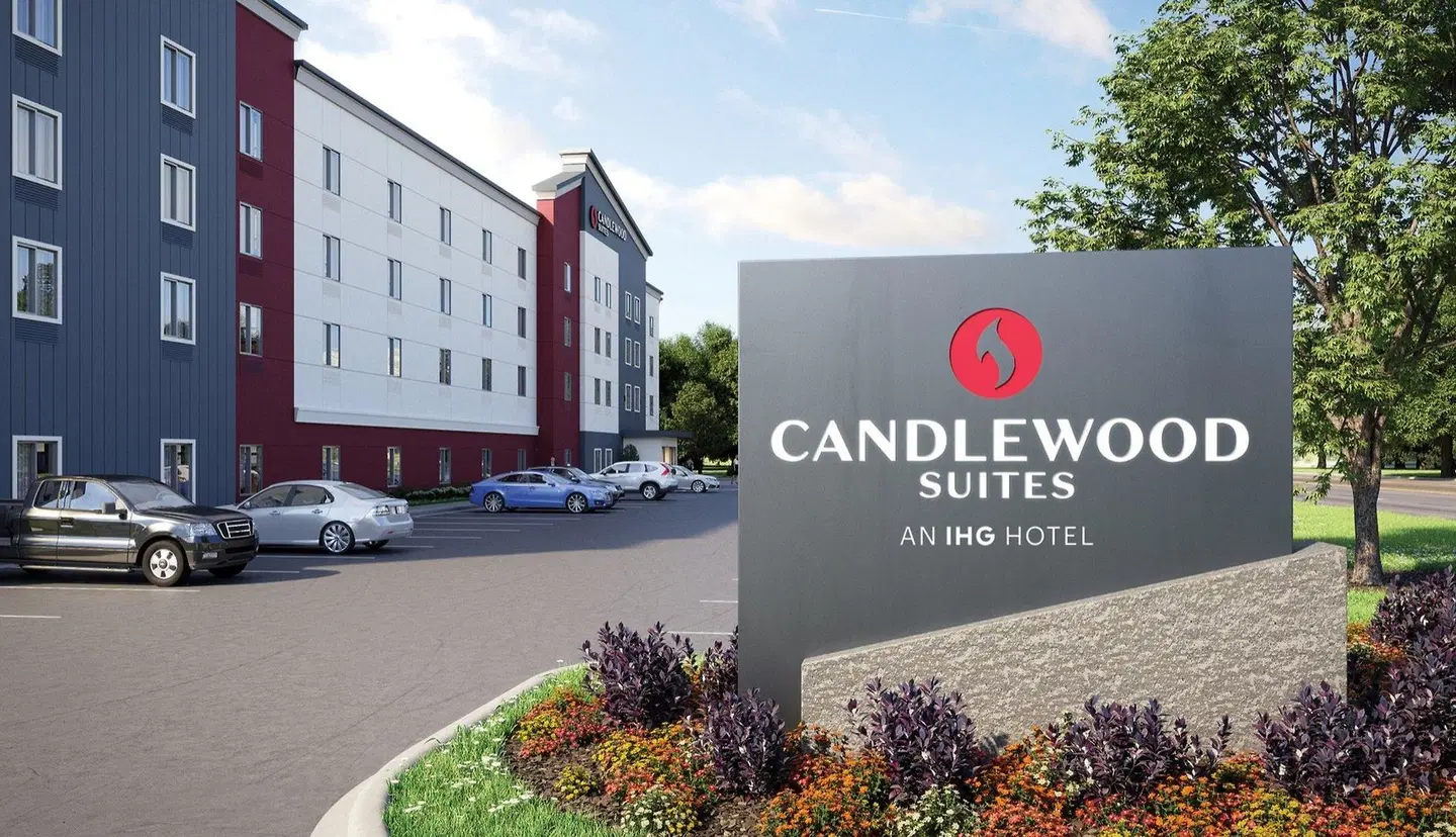 Candlewood Suites Roanoke Airport EXTERIOR