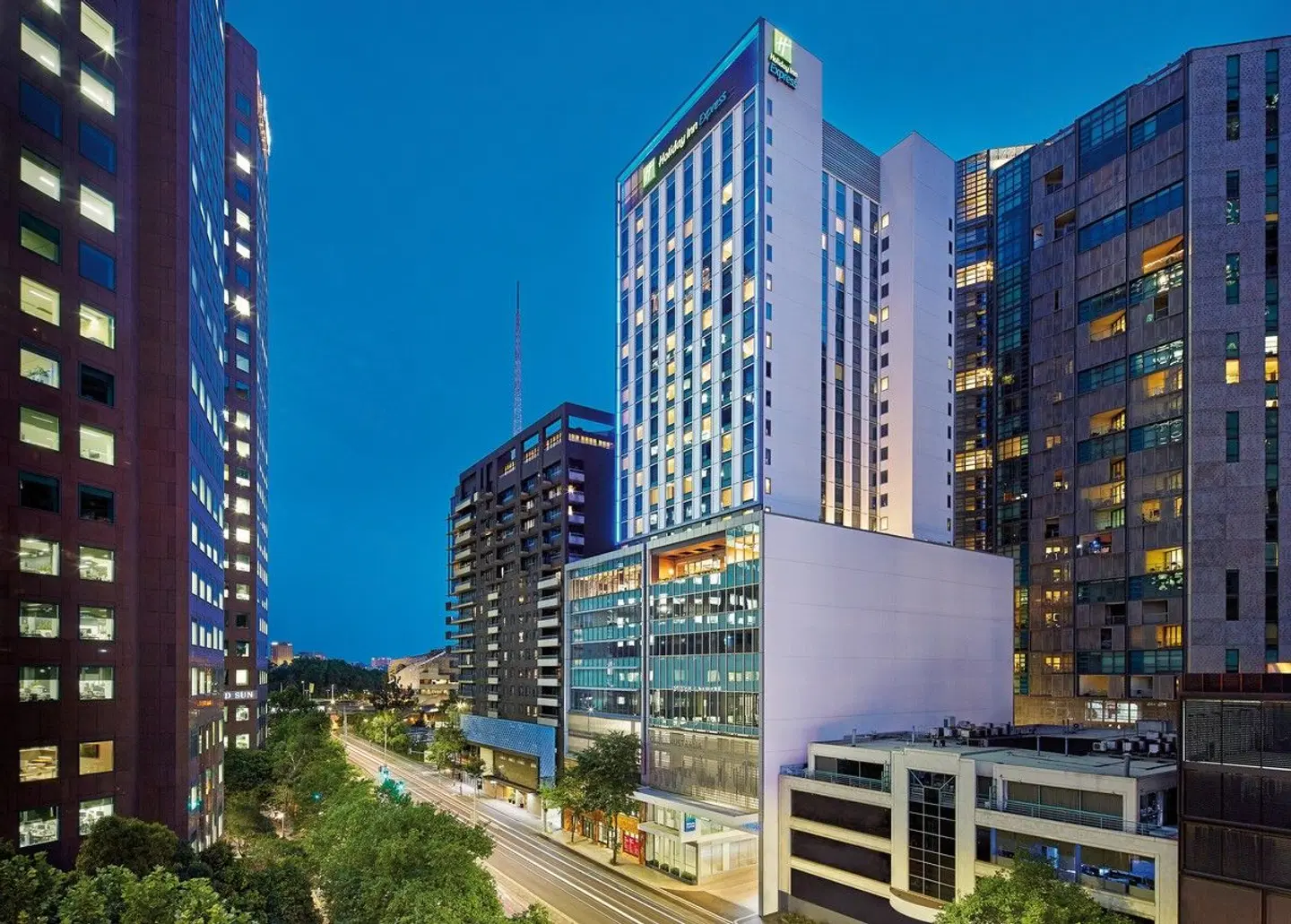 Holiday Inn Express Melbourne Southbank EXTERIOR