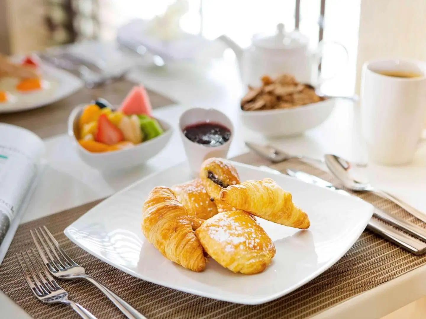 Mercure Gold Hotel Al Mina Road Dubai Restaurant