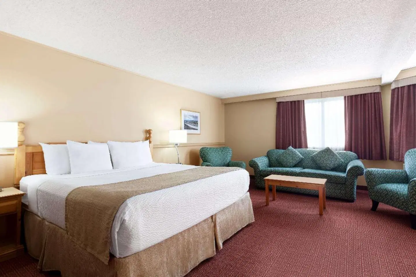 Quality Inn & Suites ROOM_EXAMPLE