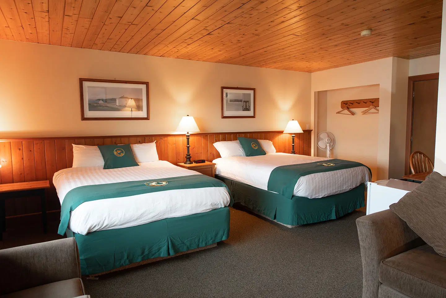 April Point Resort & Spa ROOM_EXAMPLE