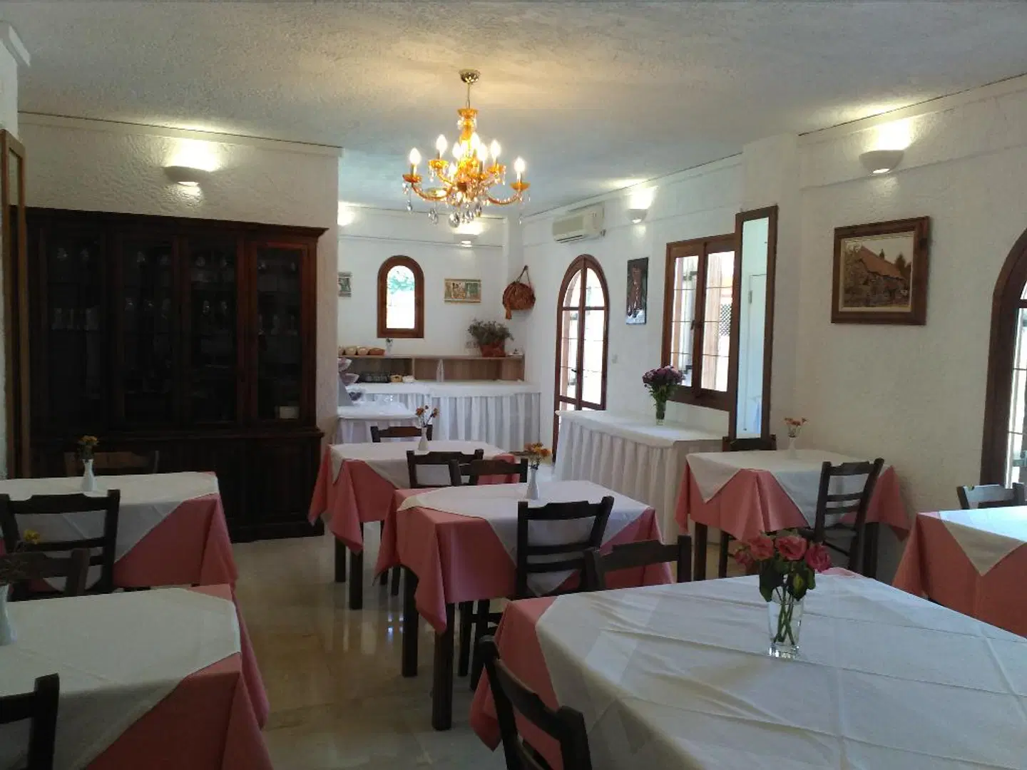 Krits Hotel Restaurant