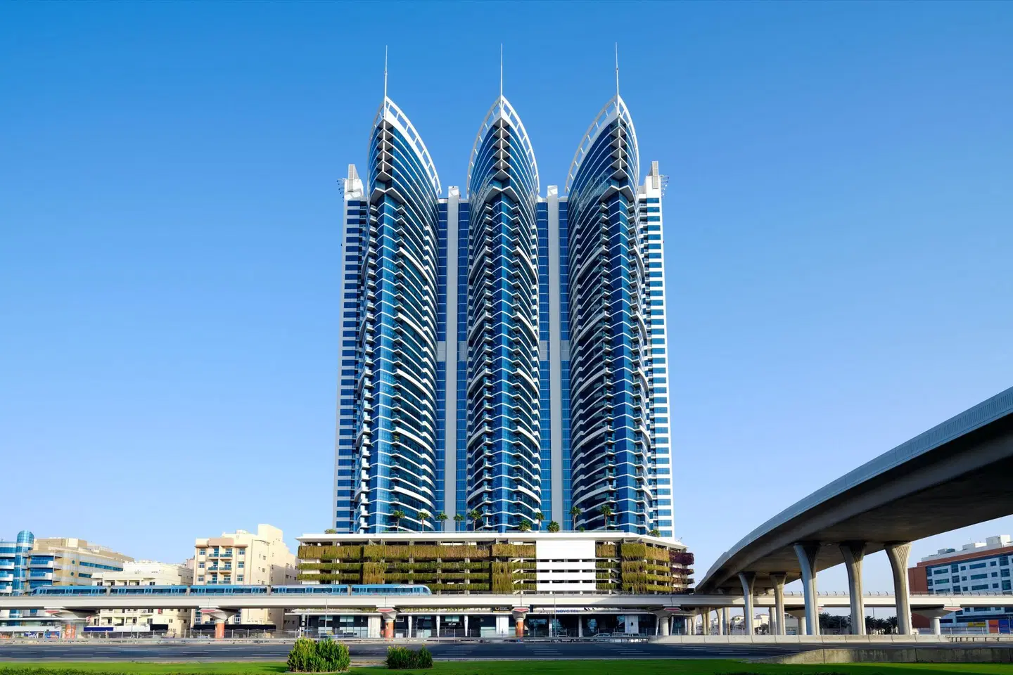 Novotel Dubai Al Barsha Hotel EXTERIOR