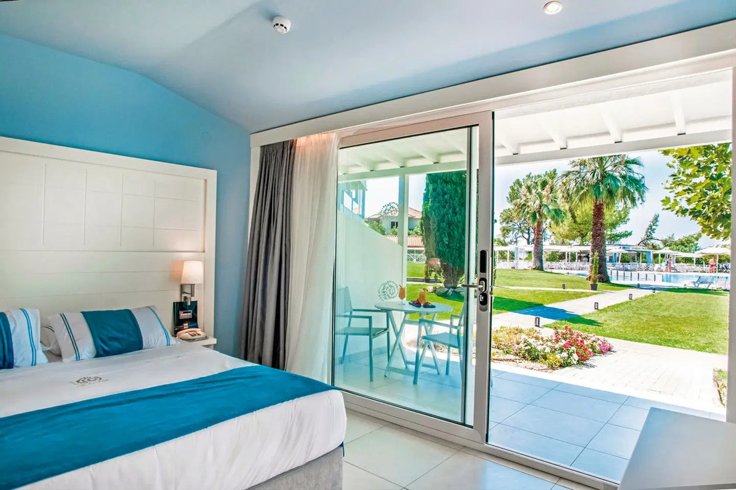 Acrotel Lily Ann Boutique ROOM_EXAMPLE