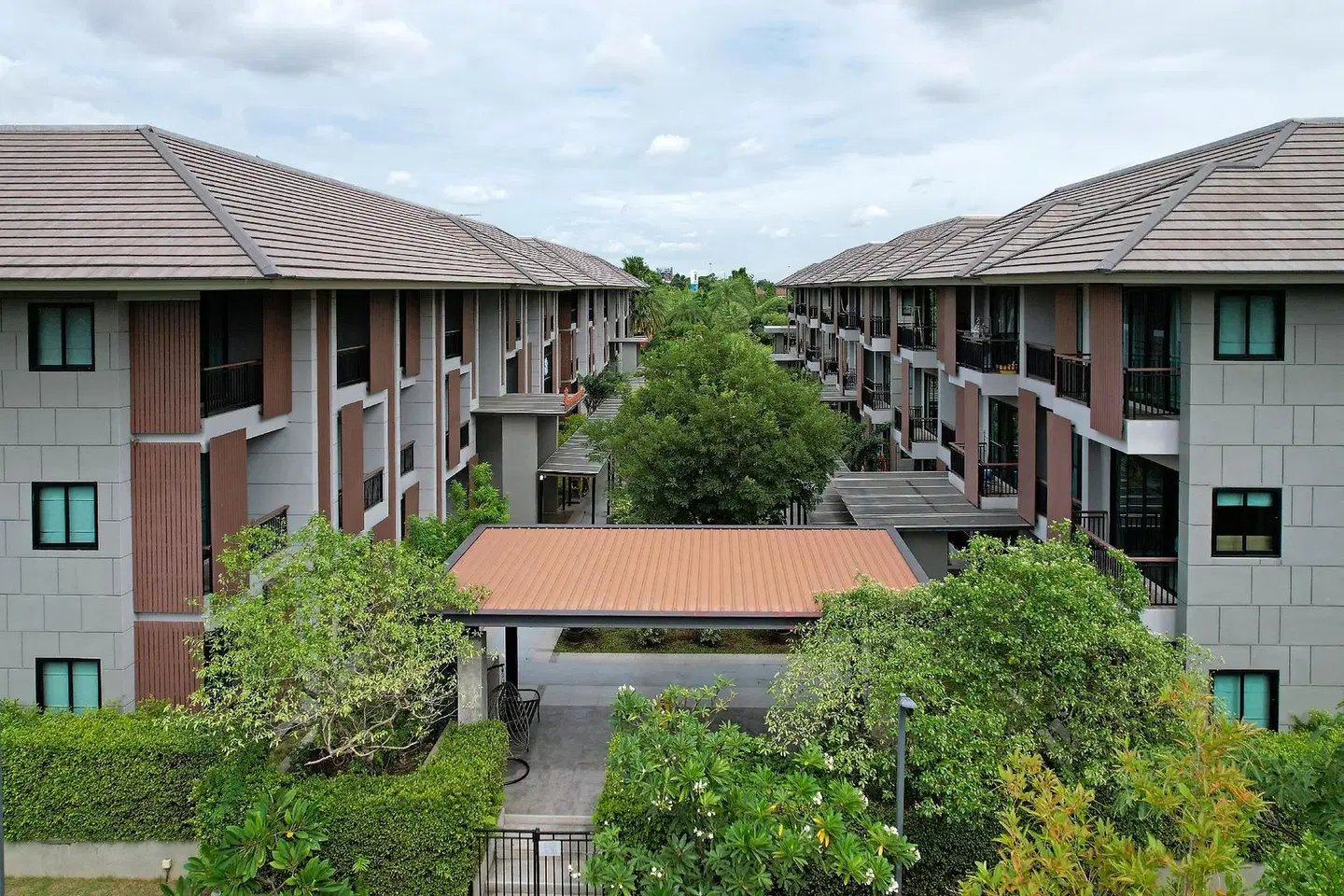 Raweewan Residence EXTERIOR