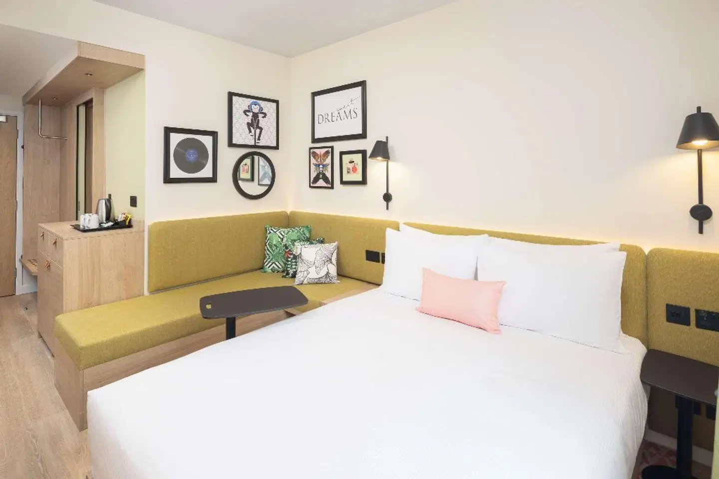 Hampton by Hilton London Old Street ROOM_EXAMPLE