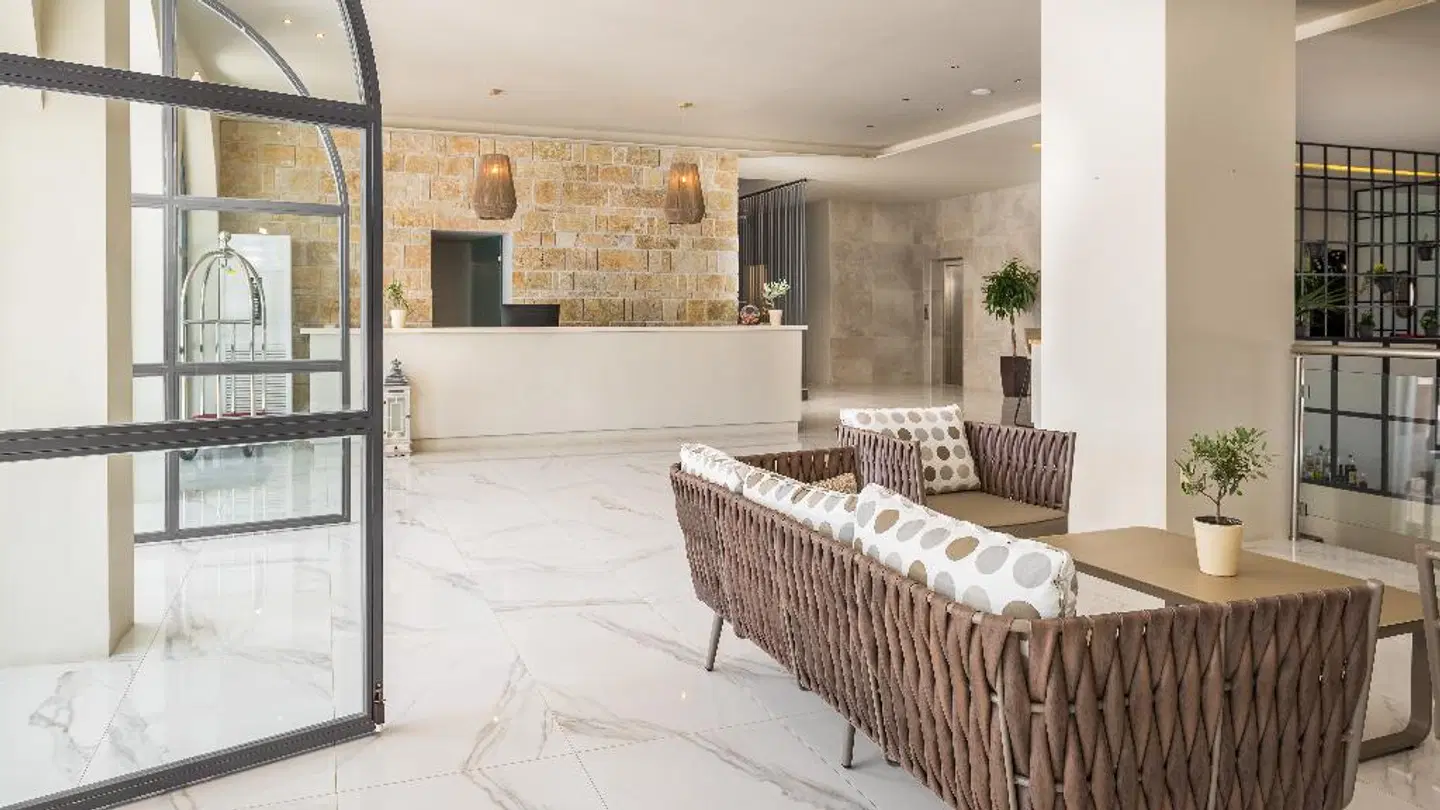 Golden Mare Barbati LOUNGE_LOBBY