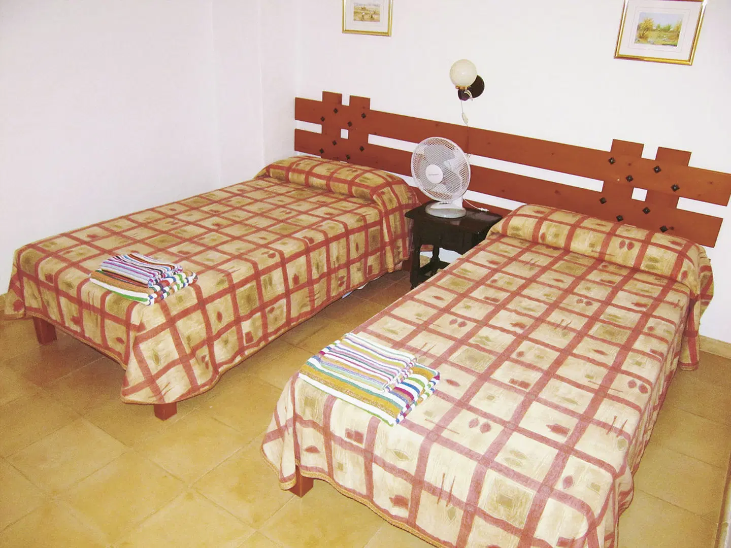 Can Miguel Torres ROOM_EXAMPLE