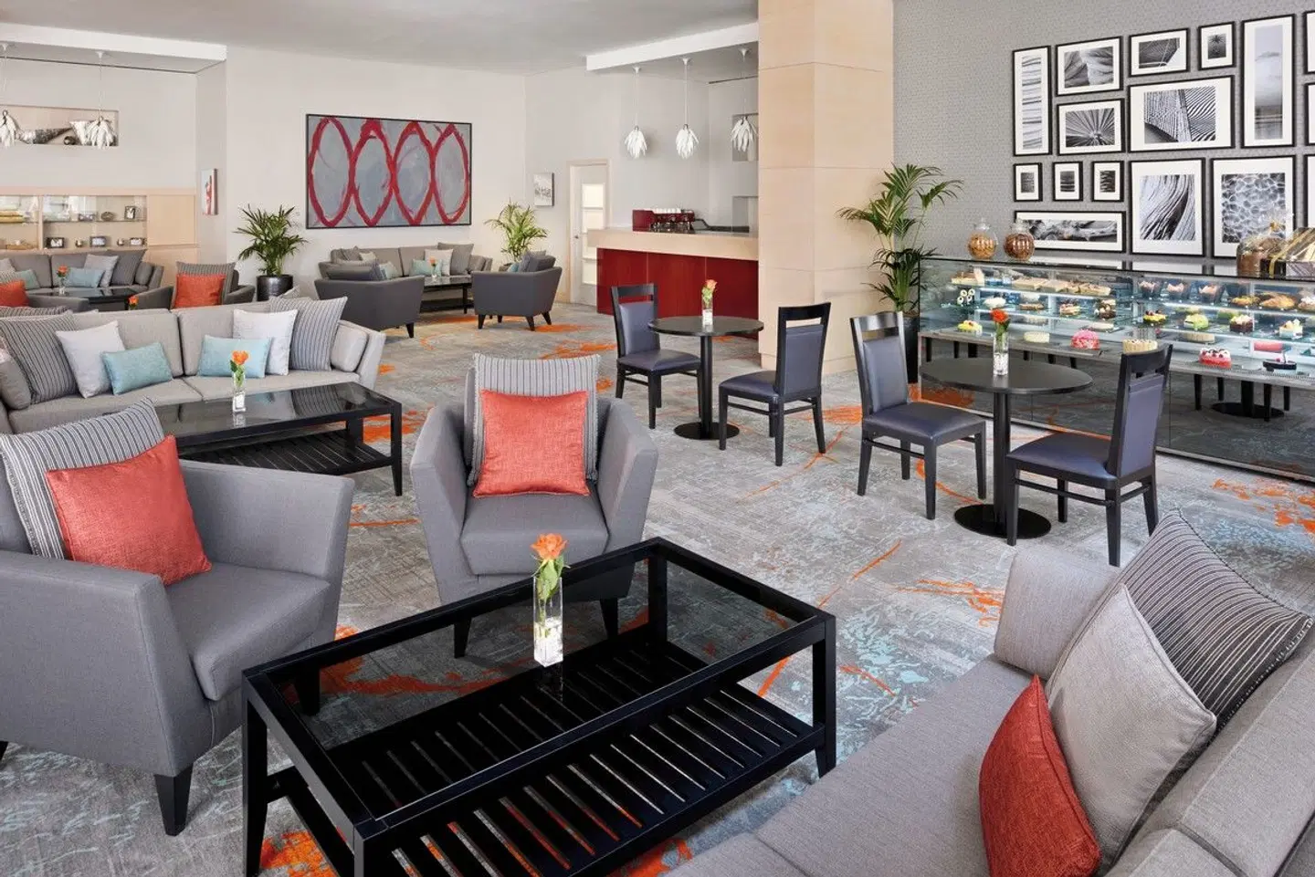 Mövenpick Hotel & Apartments Bur Dubai RESTAURANT