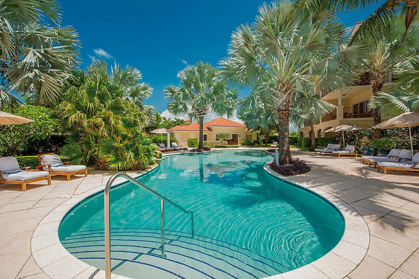 Villa del Mar OUTDOOR_POOL