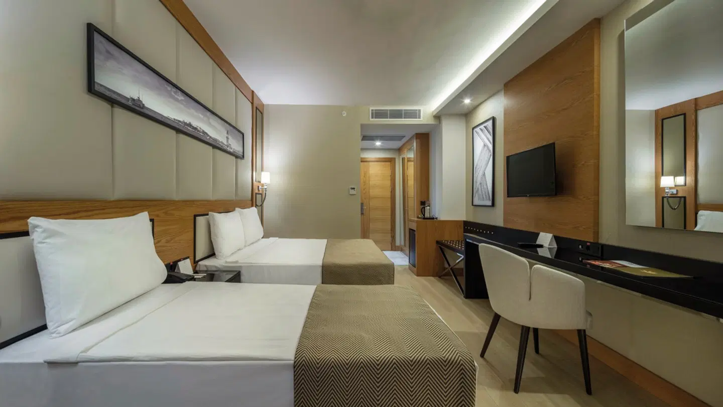 Aydinbey Queen's Palace & Spa ROOM_EXAMPLE