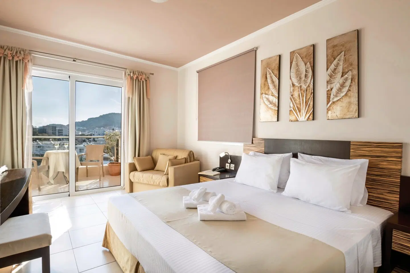 Nereides ROOM_EXAMPLE