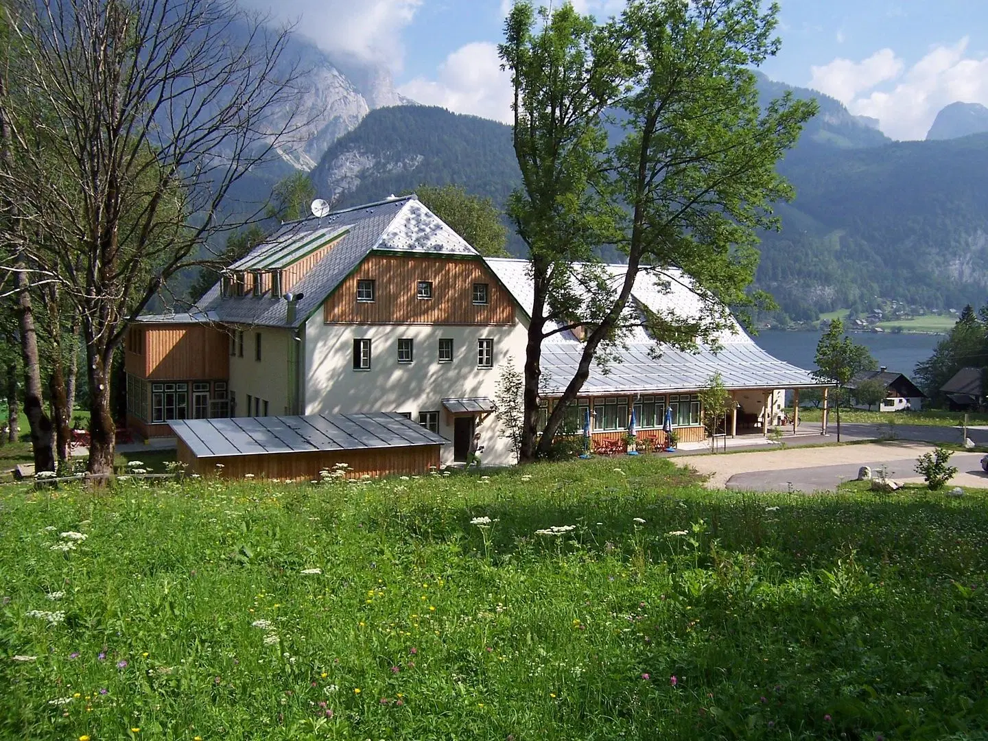 JUFA Grundlsee EXTERIOR