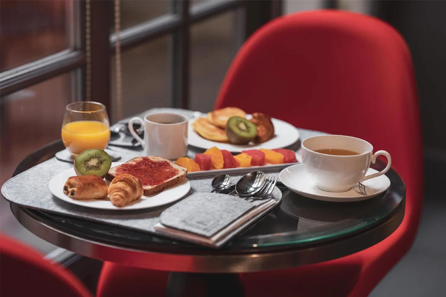 Le Petit Paris Restaurant