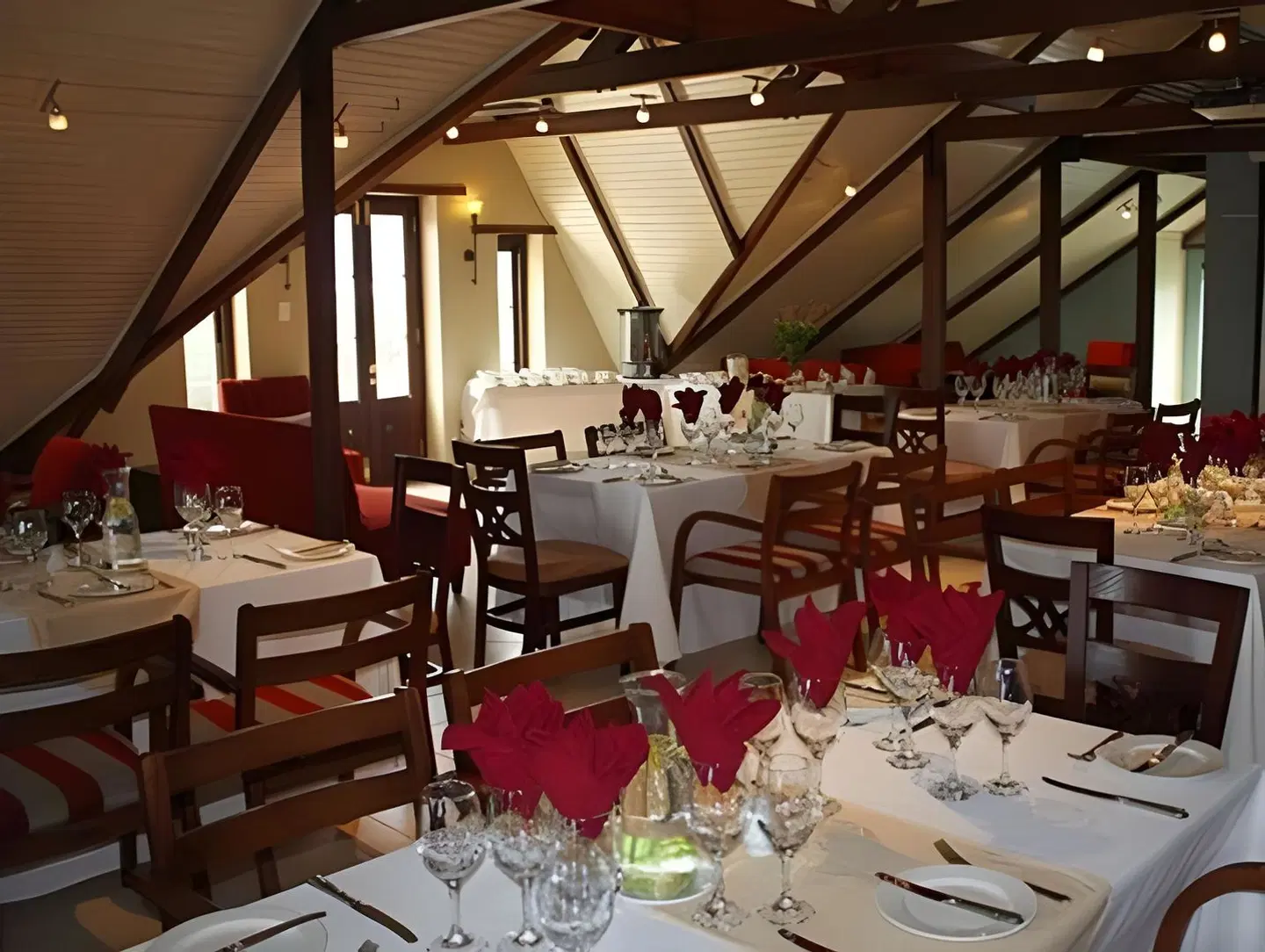 Mosaic Lagoon Lodge Restaurant