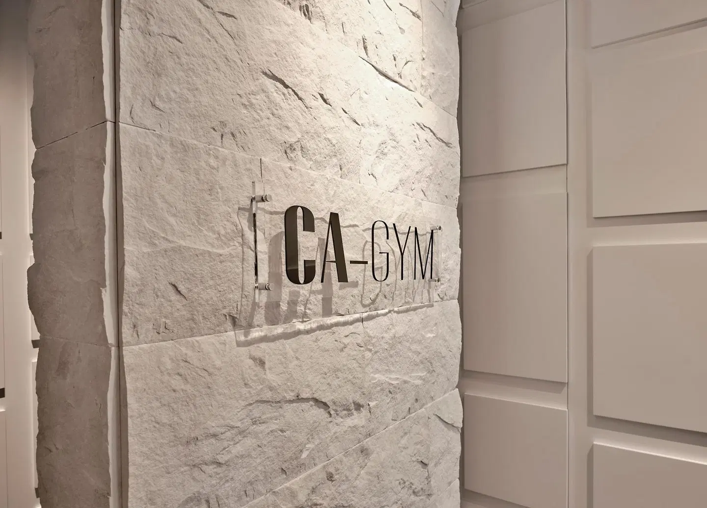 Caja by Maxx Royal SPORTS_AND_LEISURE