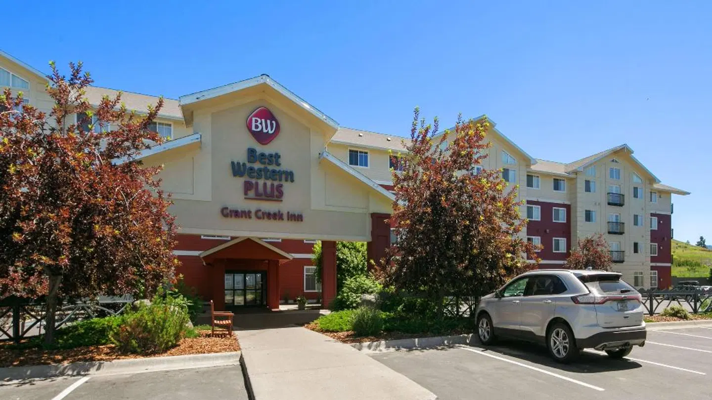 Best Western Plus Grant Creek Inn EXTERIOR