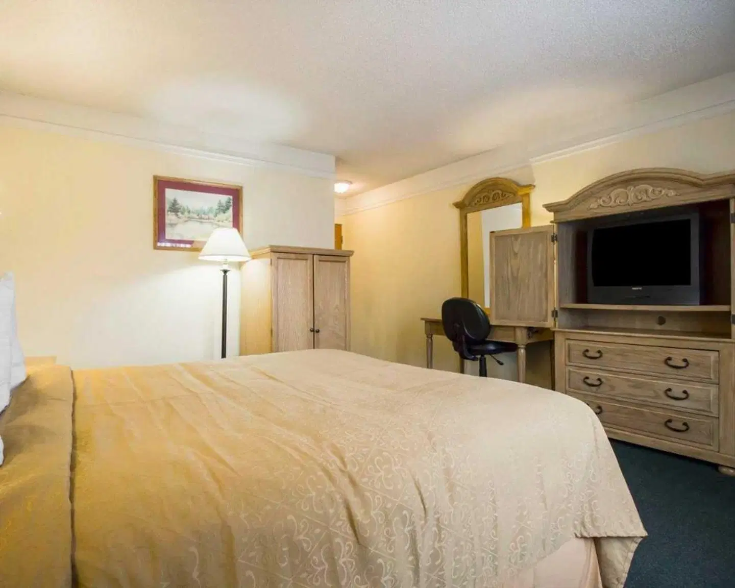 Quality Inn ROOM_EXAMPLE