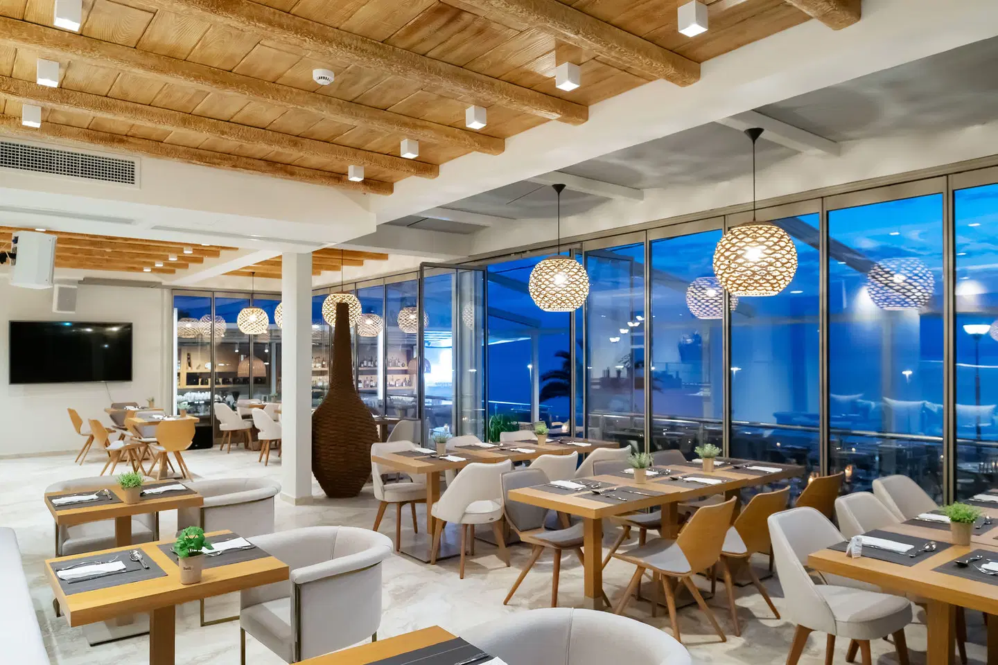 Sea Level Hotel Restaurant