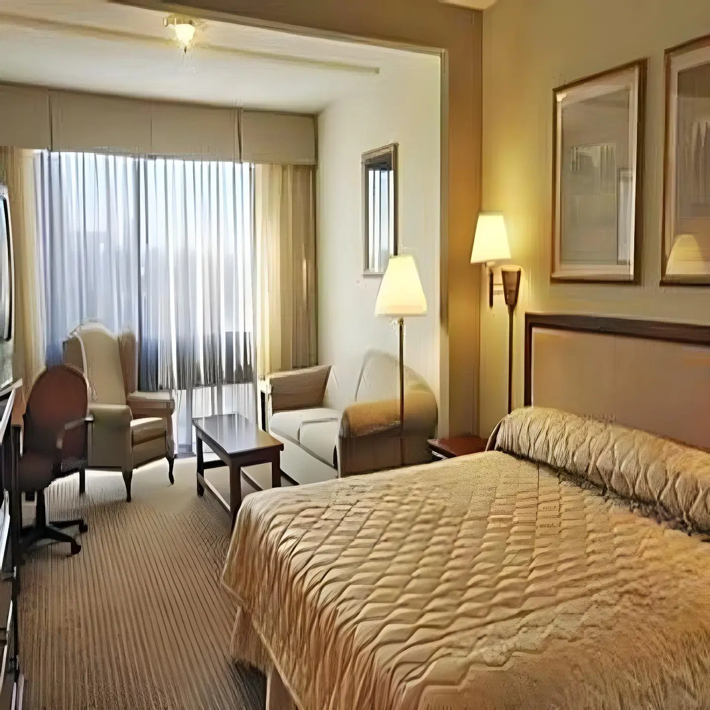 FOUND:RE Phoenix Hotel ROOM_EXAMPLE