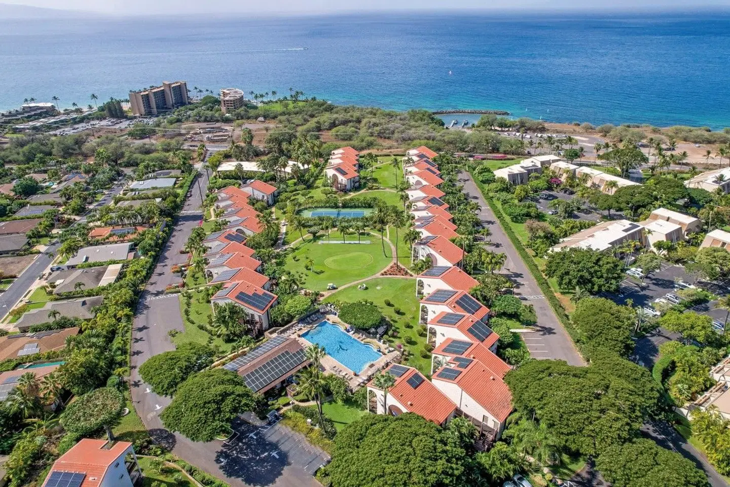 Aston Maui Hill EXTERIOR