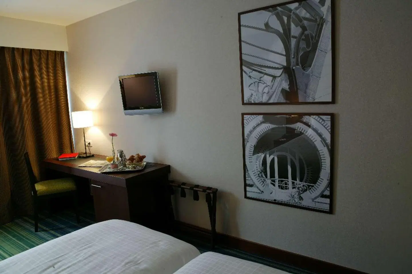 Newhotel Charlemagne ROOM_EXAMPLE