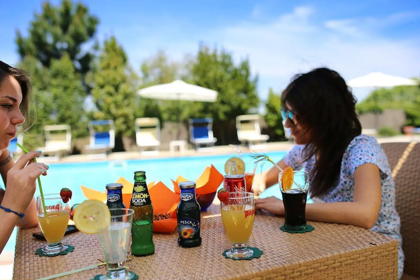 Pausania Inn Terrasse