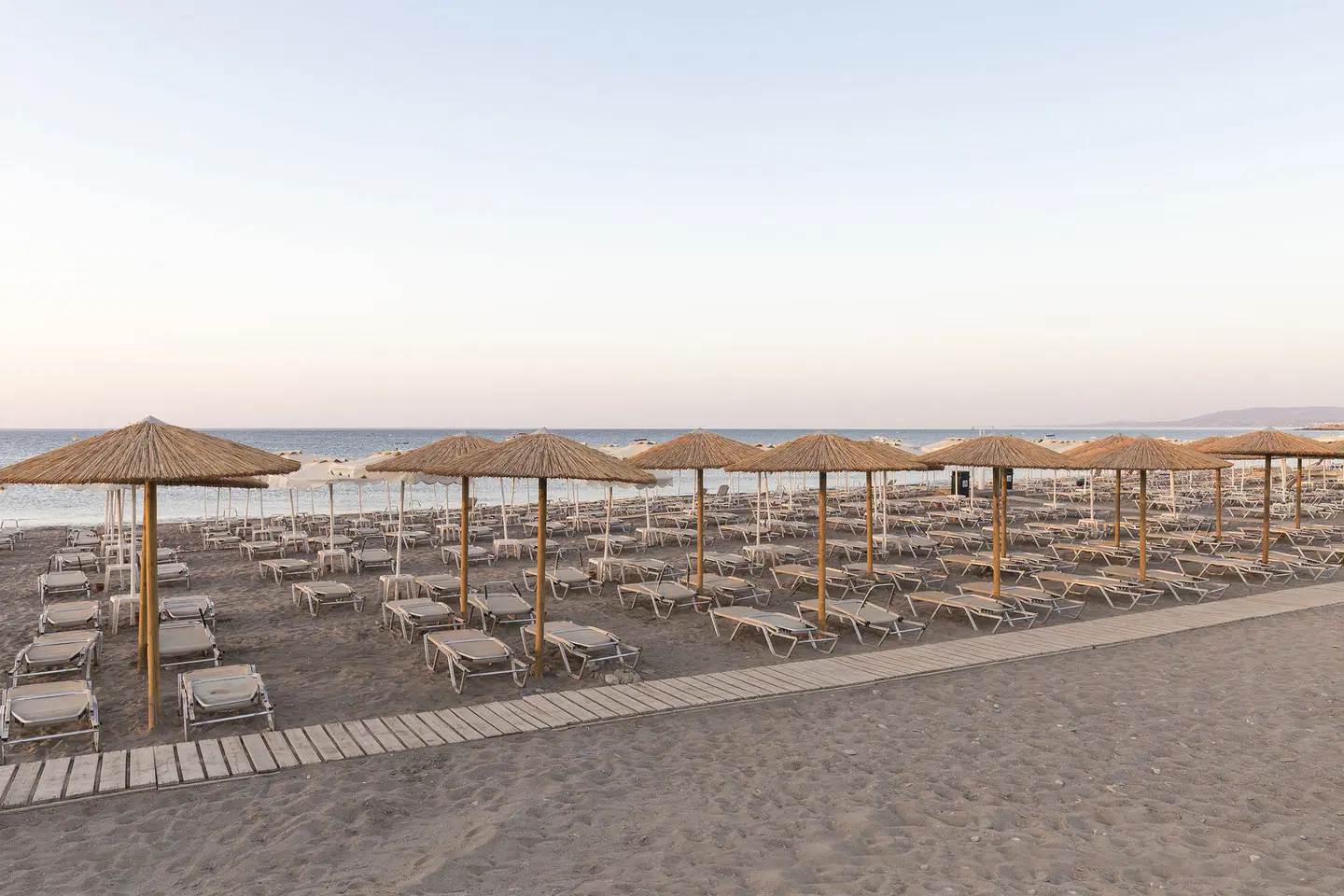 Costa Lindia Beach Resort BEACH