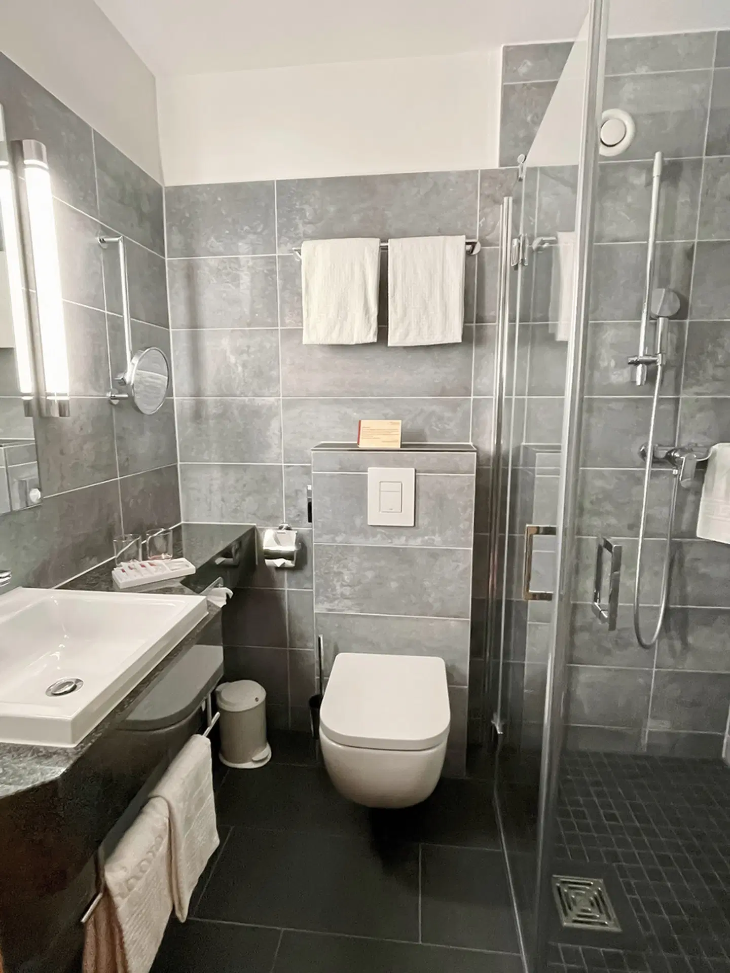 Morada Hotel Arendsee Badezimmer